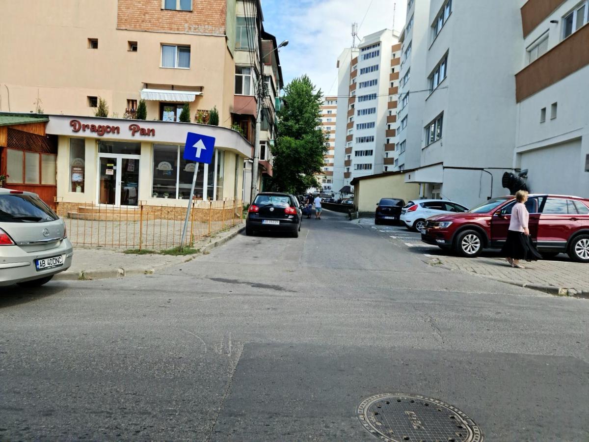 Apartament Garsoniera 1 Decembrie Alba Iulia Zewnętrze zdjęcie